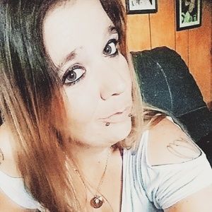 Meet your Posher, Christa